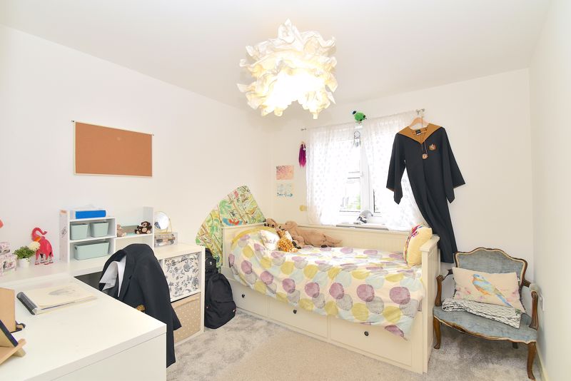 Bedroom- click for photo gallery